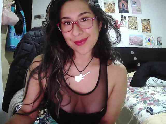 Malishka19 webcam