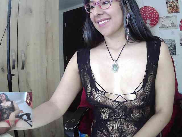 Malishka19 webcam
