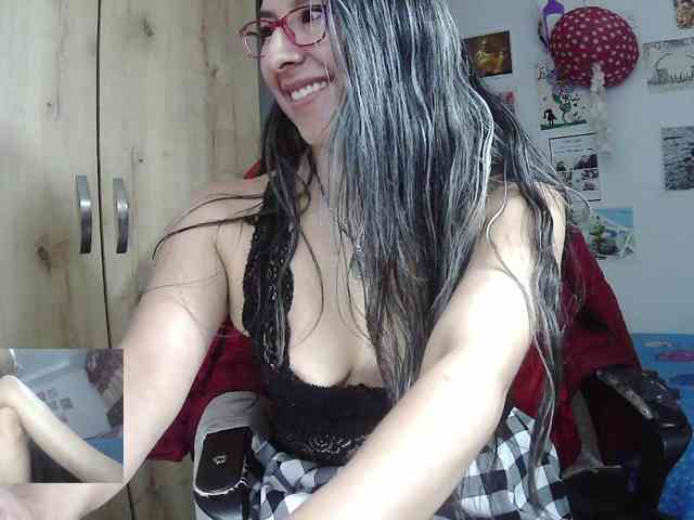 Malishka19 webcam
