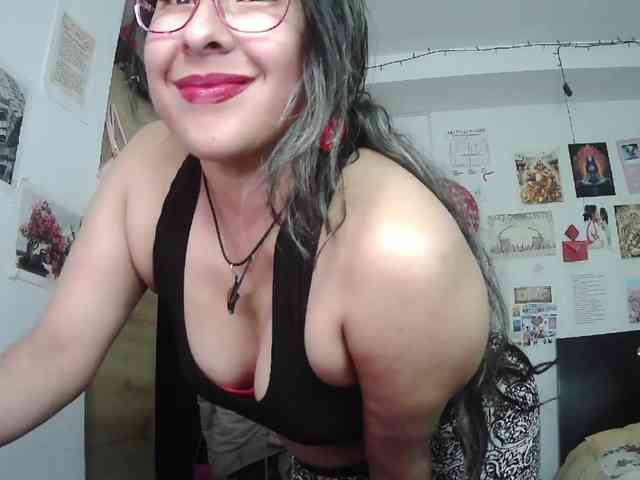Malishka19 webcam