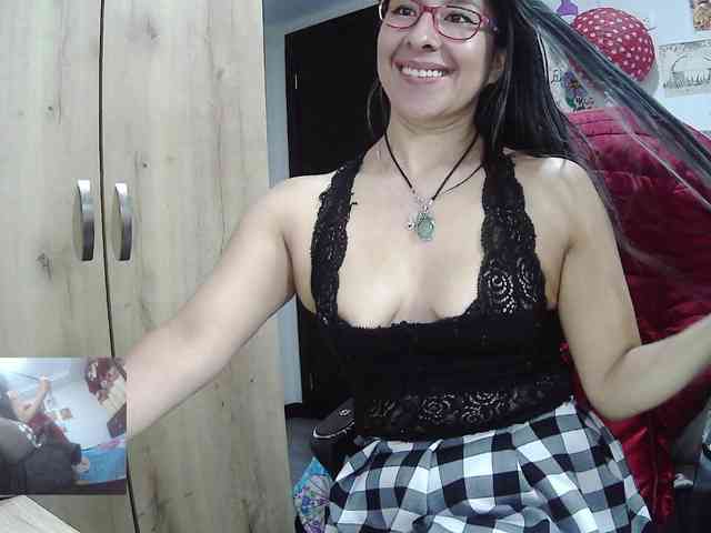 Malishka19 webcam