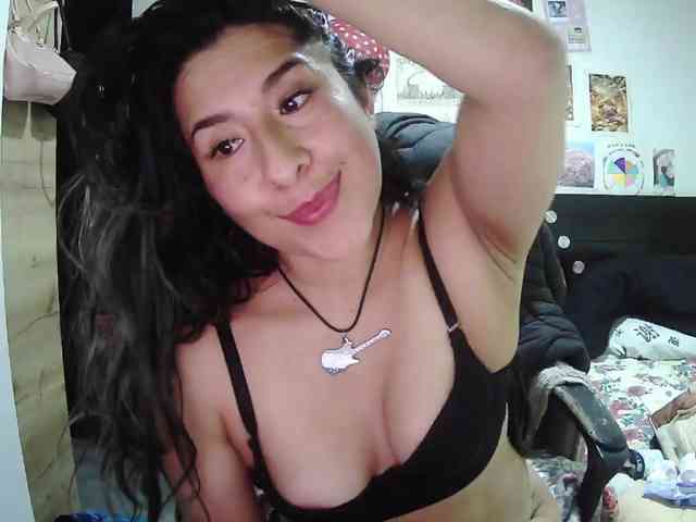 Malishka19 webcam