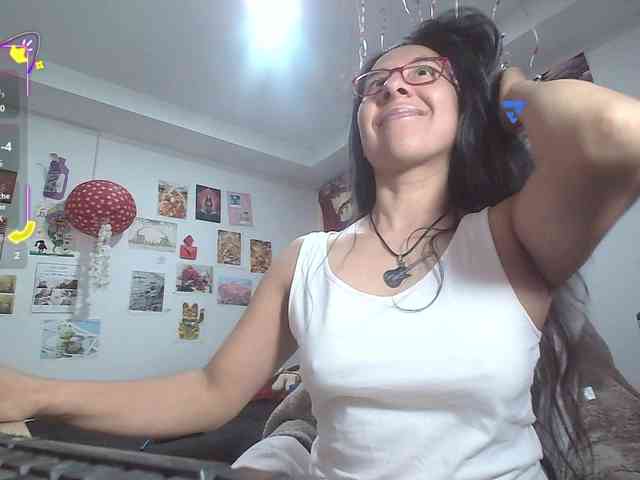 Malishka19 webcam