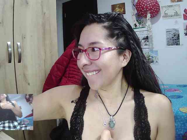 Malishka19 webcam