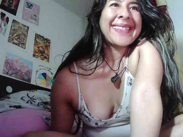 Malishka19 webcam