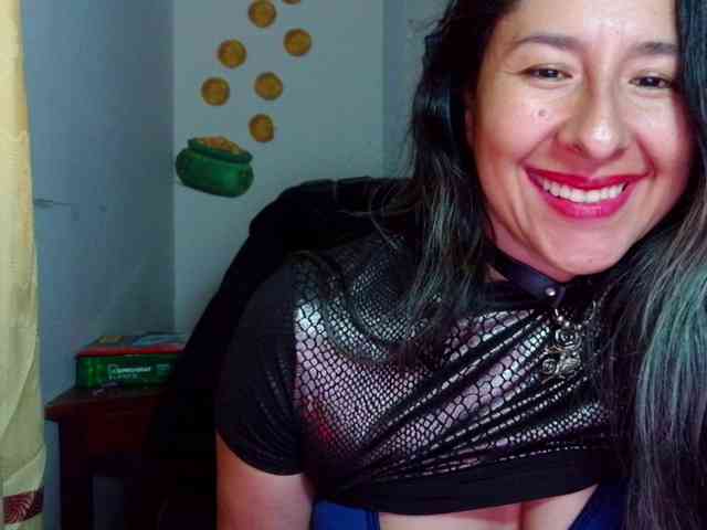 Malishka19 webcam