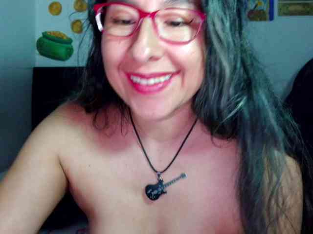 Malishka19 Malishka19