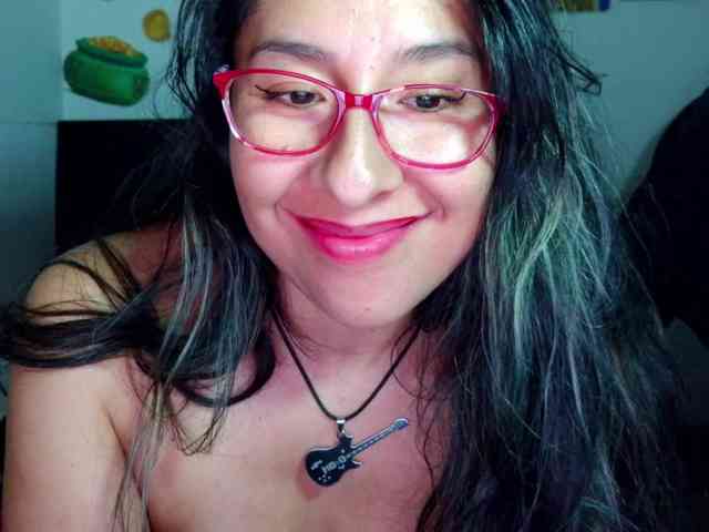 Malishka19 Malishka19