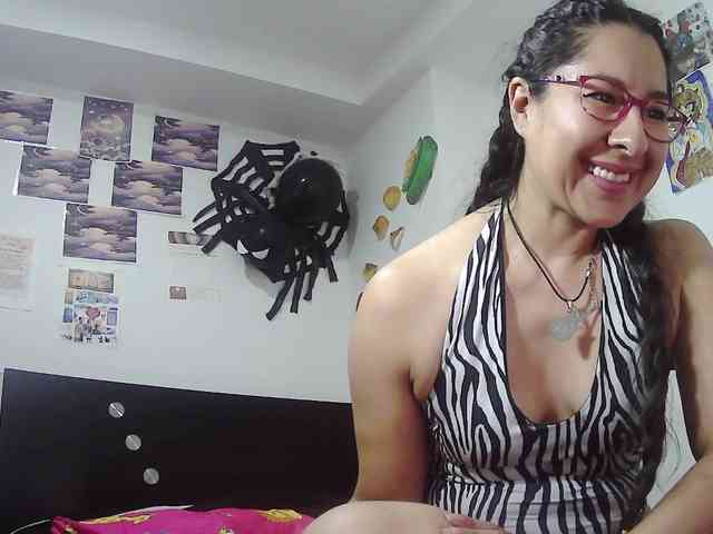 Malishka19 webcam
