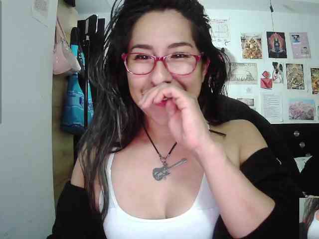 Malishka19 Malishka19