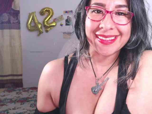 Malishka19 webcam