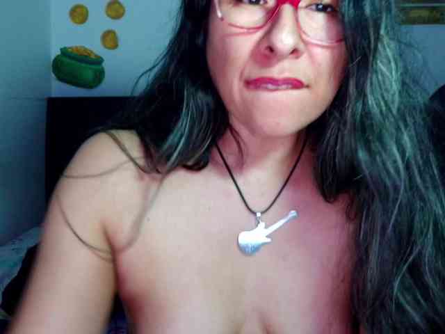 Malishka19 Malishka19