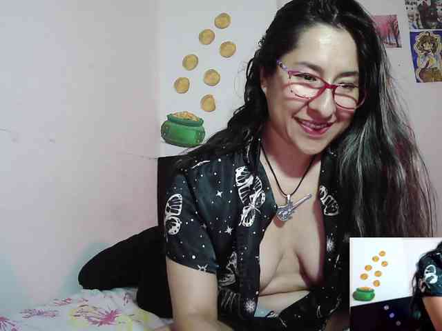Malishka19 webcam