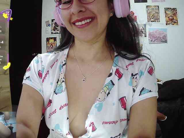 Malishka19 webcam