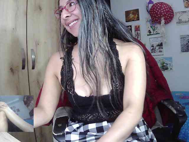 Malishka19 webcam