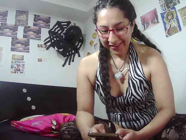 Malishka19 webcam