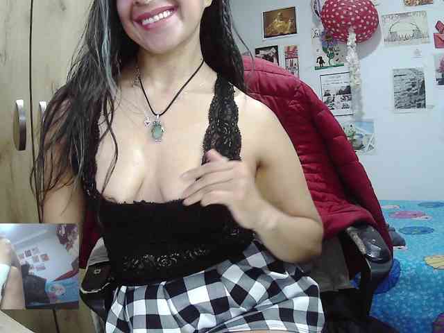 Malishka19 webcam