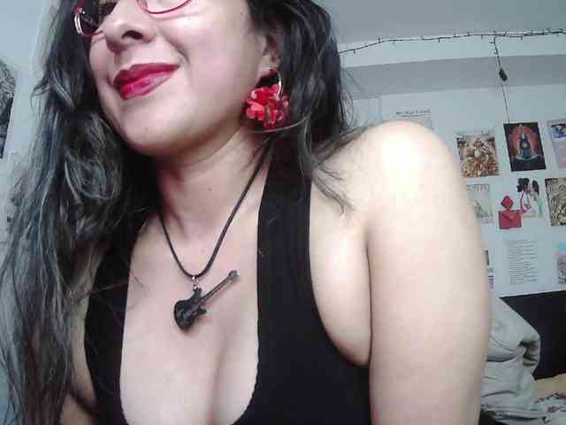 Malishka19 webcam