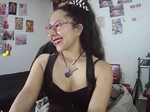 Malishka19 webcam