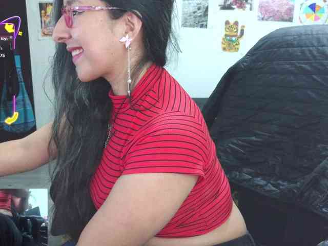 Malishka19 webcam