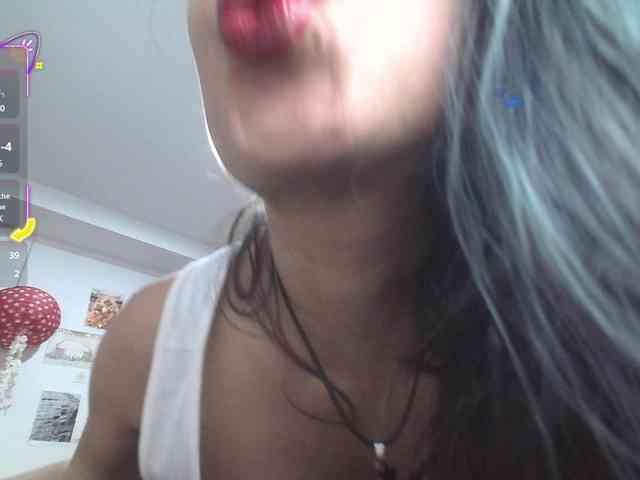 Malishka19 webcam