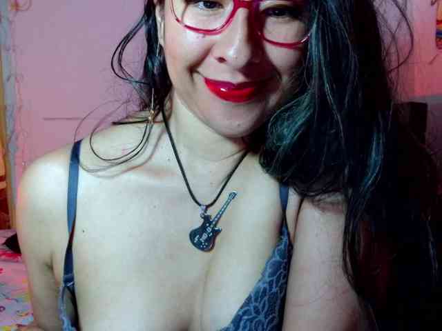 Malishka19 Malishka19