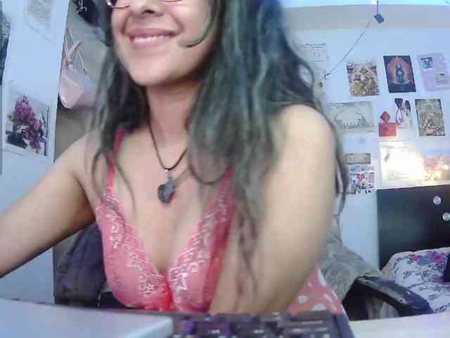 Malishka19 webcam