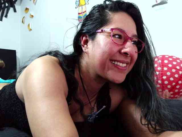 Malishka19 webcam
