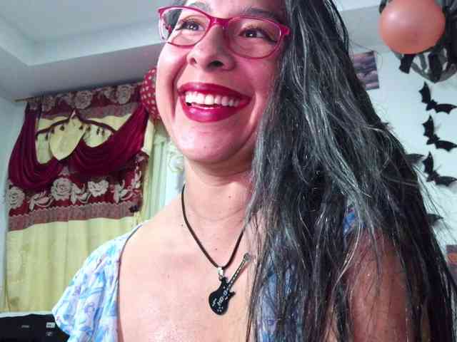 Malishka19 webcam