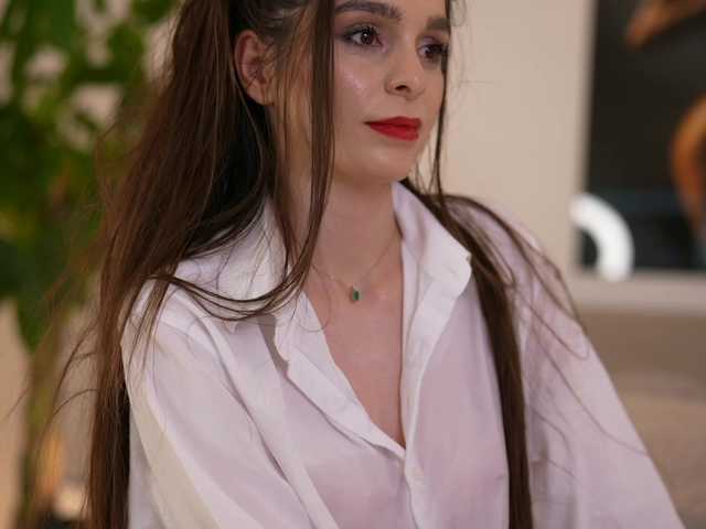 DorisCream Live Cam on BongaCams