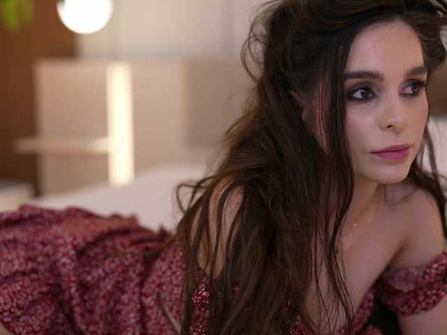 DorisCream's BongaCams show and profile