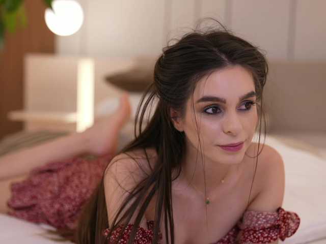 DorisCream's BongaCams show and profile