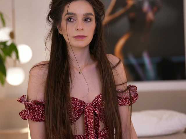 DorisCream's BongaCams show and profile