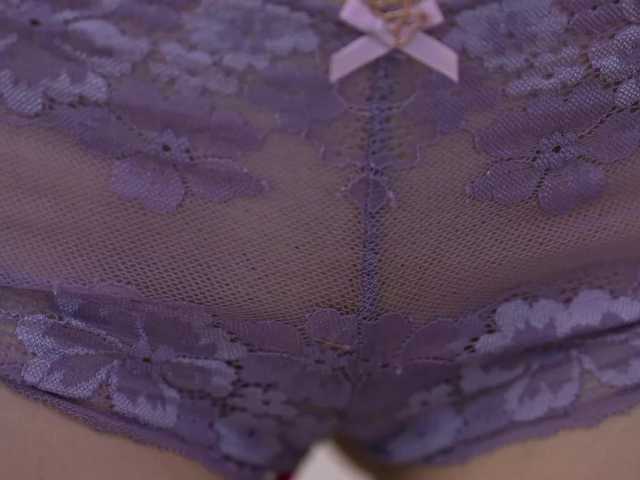 DorisCream's BongaCams show and profile