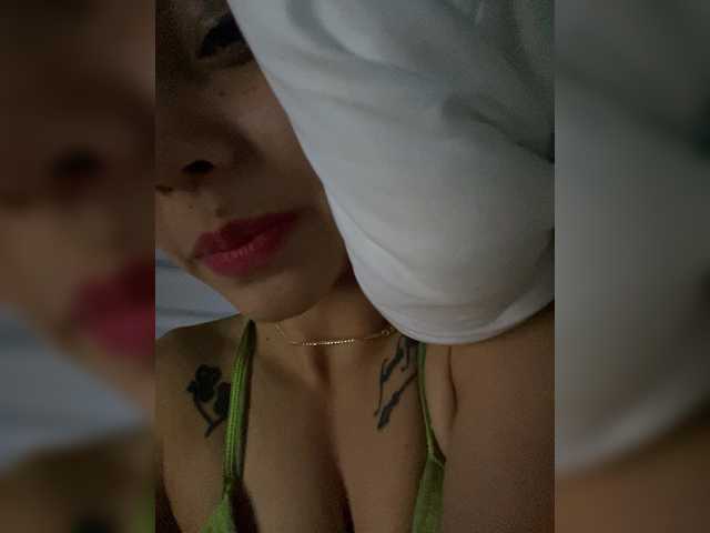 MaddisonWelch's BongaCams show and profile