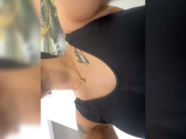 MaddisonWelch's BongaCams show and profile