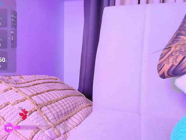 MaddisonWelch Live Webcam on BongaCams