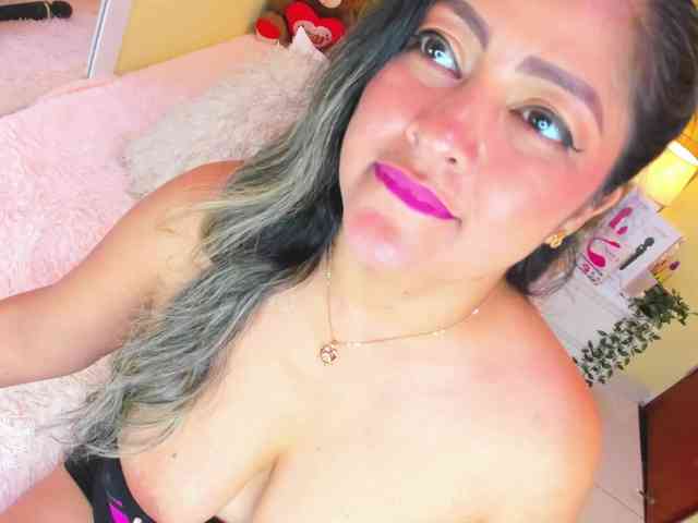 JuliaHaye webcam