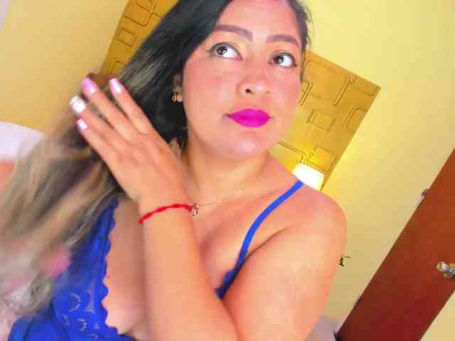 JuliaHaye webcam