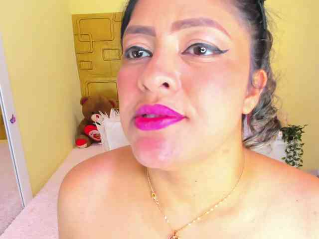 JuliaHaye webcam