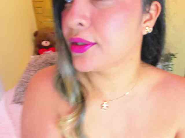 JuliaHaye webcam