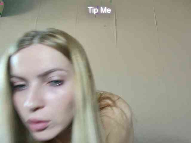 MonicaRosy webcam