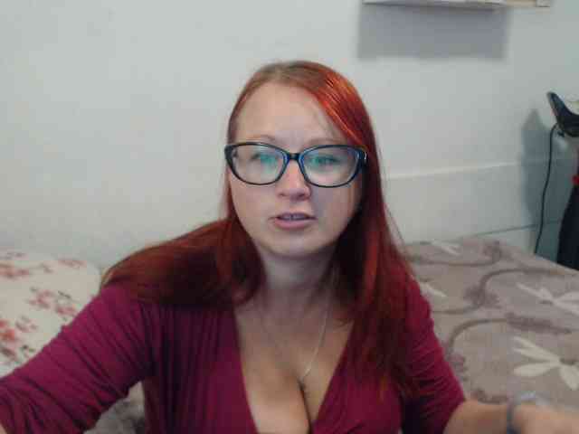 Lilia4joy webcam