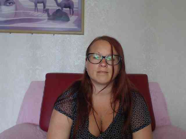 Lilia4joy webcam