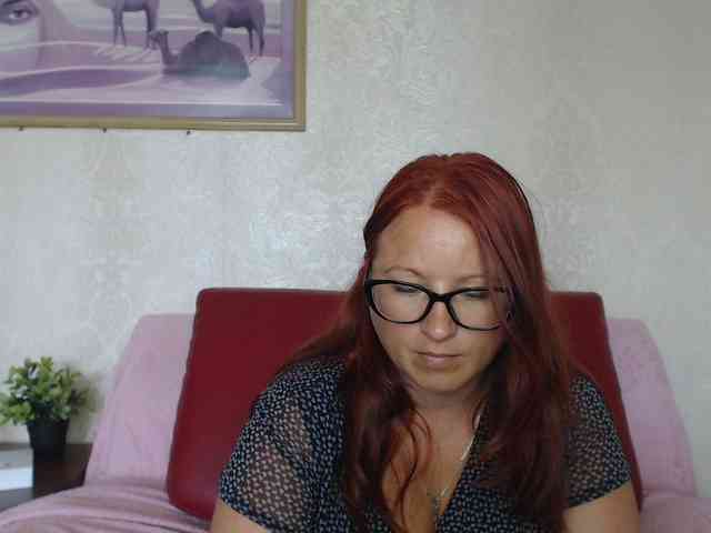 Lilia4joy webcam