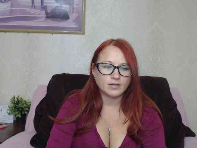 Lilia4joy webcam