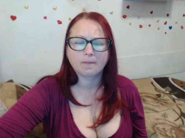 Lilia4joy webcam