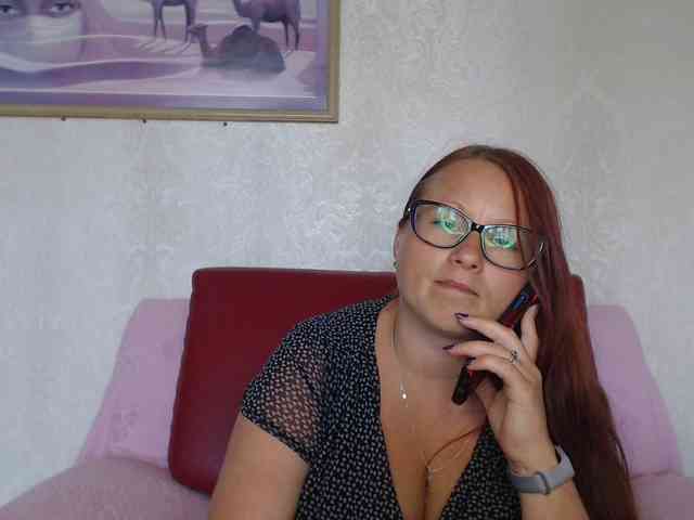 Lilia4joy webcam