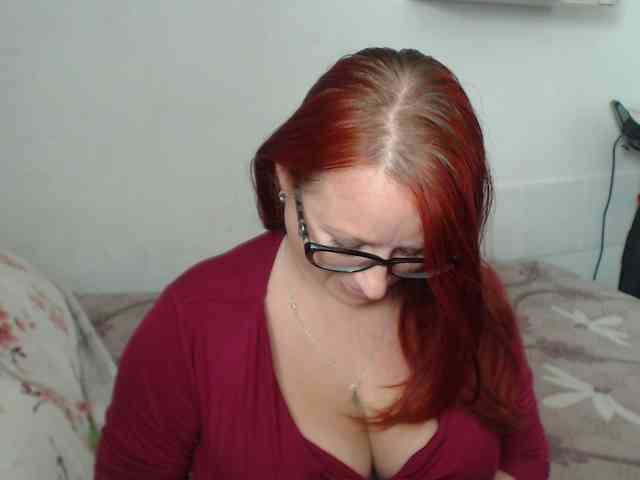 Lilia4joy webcam
