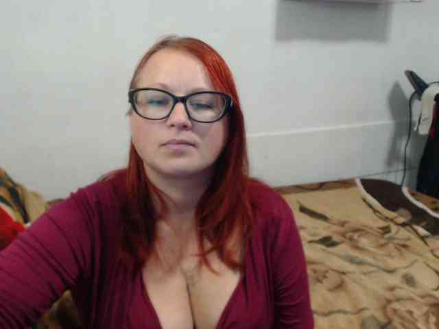 Lilia4joy webcam